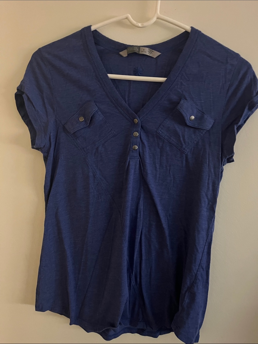Athleta Deep Blue V-Neck Short Sleeve Pocket Tee
